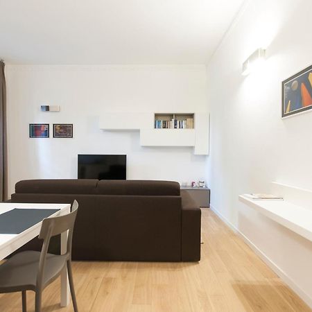 Ferienwohnung Beautiful Flat In Milano Center Exterior foto